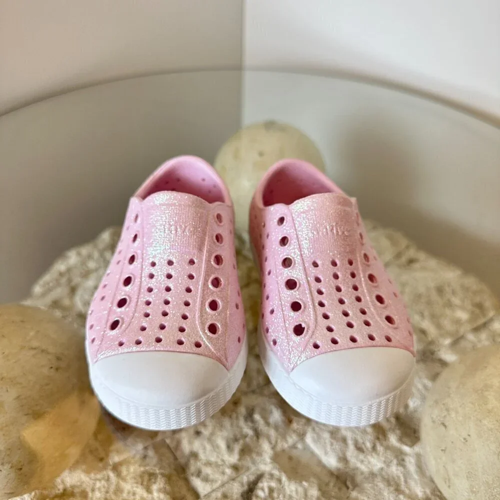 NATIVE Shoes Kids' Jefferson Bling Slip-On Sneaker in Barely Pink Bling/ White